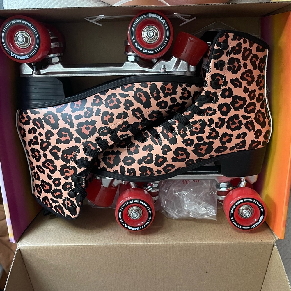 Women’s roller skates